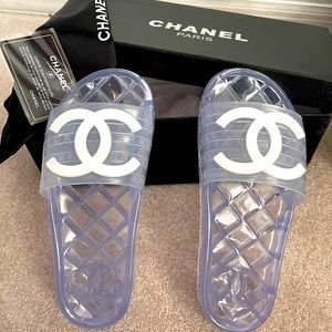 Chanel pool slides